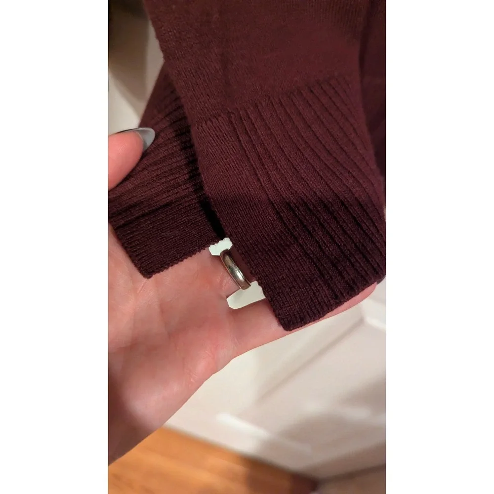 Denim & Co Hooded Sweater Large Burgundy V-Neck Knit Pullover Cozy Casual